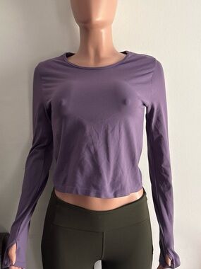 Fabletics Lavender Long-Sleeve Cropped Crewneck Top